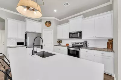 10405 Aquilla Trail, Waco, TX 76708 - Photo 9