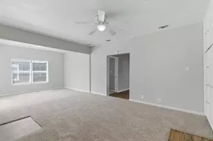 814 N Walnut St, Sherman, TX 75090 - Photo 9