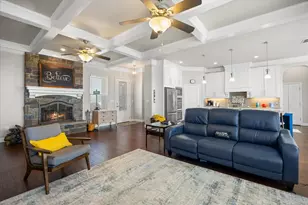 122 King Arthur Ct, Glen Rose, TX 76043 - Photo 5