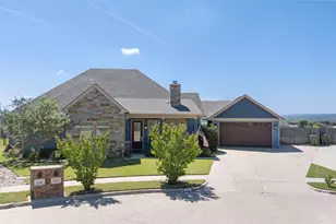 122 King Arthur Ct, Glen Rose, TX 76043 - Photo 1
