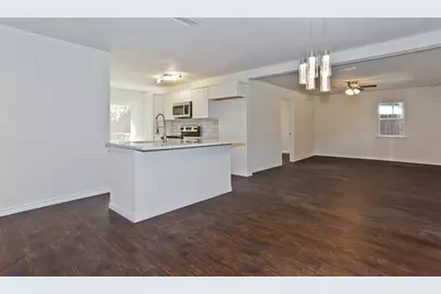 913 Cove Trail, Little Elm, TX 75068 - Photo 7