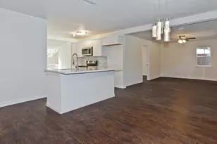 913 Cove Trail, Little Elm, TX 75068 - Photo 7