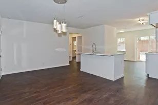 913 Cove Trail, Little Elm, TX 75068 - Photo 5