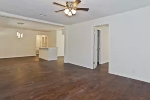 913 Cove Trail, Little Elm, TX 75068 - Photo 9