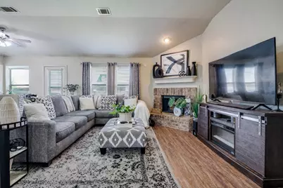 1107 Inglewood Drive, Mansfield, TX 76063 - Photo 11