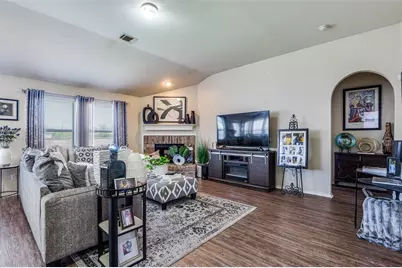 1107 Inglewood Drive, Mansfield, TX 76063 - Photo 9