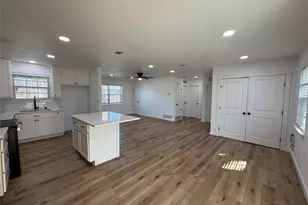 618 Pleasant Valley Rd, Garland, TX 75040 - Photo 9