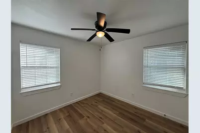 618 Pleasant Valley Road, Garland, TX 75040 - Photo 17