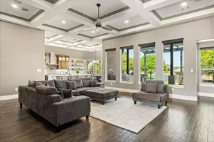 1203 Huntington Cove Ct, Granbury, TX 76048 - Photo 3