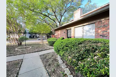 5759 Cedar Creek Drive, Benbrook, TX 76109 - Photo 3