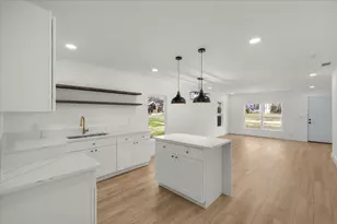 3024 James Ave, Fort Worth, TX 76110 - Photo 9