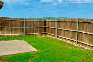 906 Dart Ct, Granbury, TX 76049 - Photo 15