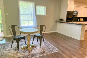 801 N Douglas Ave, Cleburne, TX 76033 - Photo 11