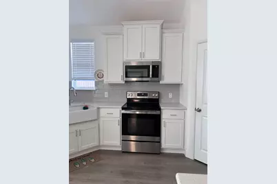 324 Bronco Drive, Pilot Point, TX 76258 - Photo 5