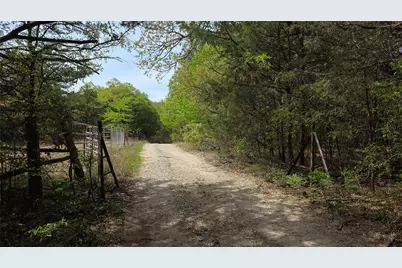 1975 County Road 1025, Ravenna, TX 75476 - Photo 3