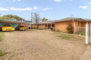 2000 Standifer St, Fort Worth, TX 76164 - Photo 5