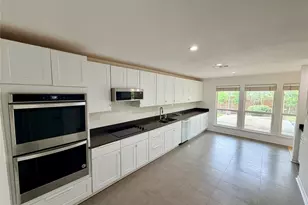 1827 Rhinevalley Dr, Arlington, TX 76012 - Photo 9