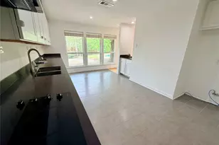 1827 Rhinevalley Dr, Arlington, TX 76012 - Photo 7