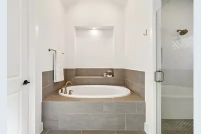 2100 Pleasant Run Lane, Fort Worth, TX 76008 - Photo 15