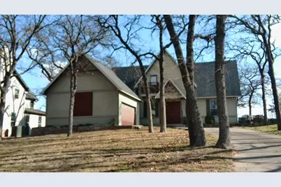 110 Pawnee Trail, Gainesville, TX 76240 - Photo 1