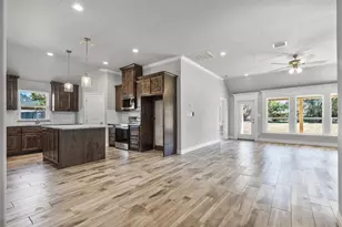 2507 Christine Dr, Granbury, TX 76048 - Photo 11