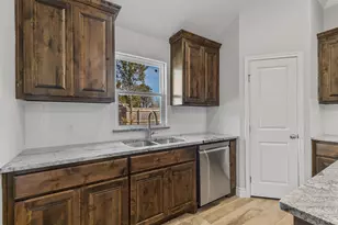 2507 Christine Dr, Granbury, TX 76048 - Photo 19