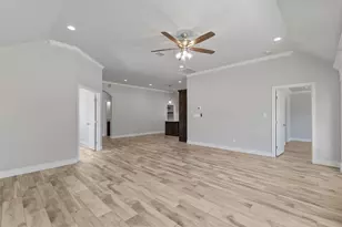 2507 Christine Dr, Granbury, TX 76048 - Photo 9