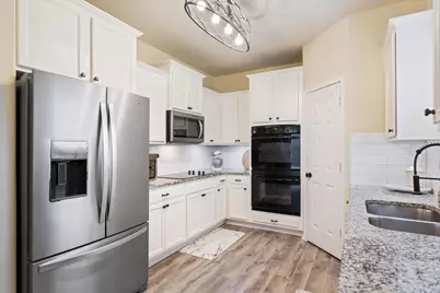 6717 Cold Water Drive, Waco, TX 76712 - Photo 11