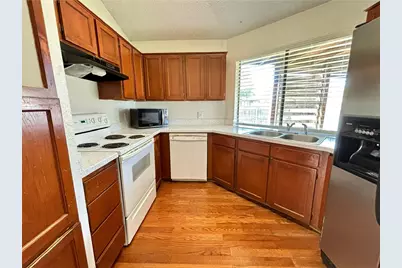 1501 Gentle Wind Drive, Arlington, TX 76018 - Photo 7