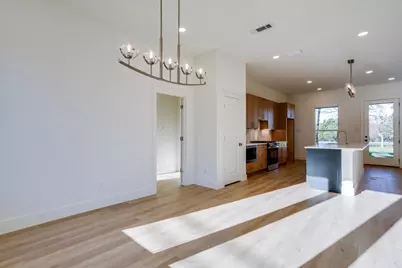 2634 Bainbridge Drive, Dallas, TX 75237 - Photo 15