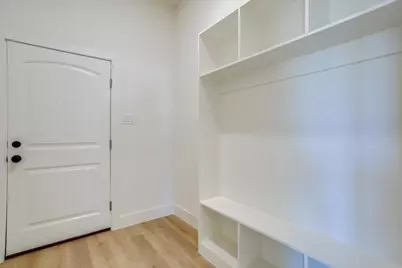 2634 Bainbridge Drive, Dallas, TX 75237 - Photo 35