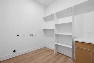 2634 Bainbridge Drive, Dallas, TX 75237 - Photo 35