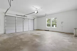 2634 Bainbridge Dr, Dallas, TX 75237 - Photo 37