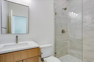 2634 Bainbridge Dr, Dallas, TX 75237 - Photo 33