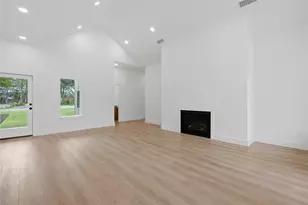 2634 Bainbridge Dr, Dallas, TX 75237 - Photo 5