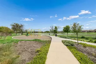 1512 Gentle Crk Ln, Fort Worth, TX 76052 - Photo 39