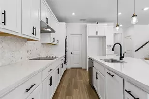 1512 Gentle Crk Ln, Fort Worth, TX 76052 - Photo 9