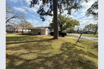 301 Boyd Loop, Bonham, TX 75418 - Photo 3