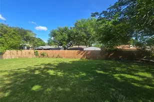 422 Woodmere Dr, Garland, TX 75043 - Photo 15