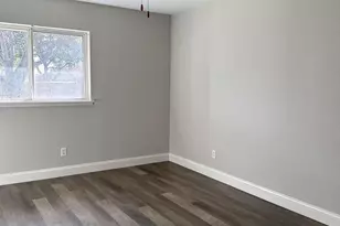 422 Woodmere Dr, Garland, TX 75043 - Photo 5