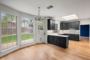 6211 Fox Hunt Dr, Arlington, TX 76001 - Photo 11