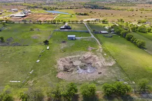 1865 Old Denton Hwy, Decatur, TX 76234 - Photo 35