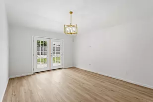 929 Haley Dr, Dallas, TX 75253 - Photo 11