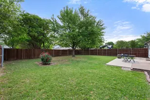 635 S Waxahachie St, Mansfield, TX 76063 - Photo 27