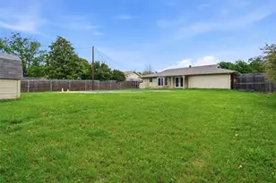 148 Lilac Ln, Azle, TX 76020 - Photo 23