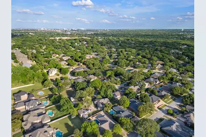 2103 Lake Country Drive, Arlington, TX 76012 - Photo 31