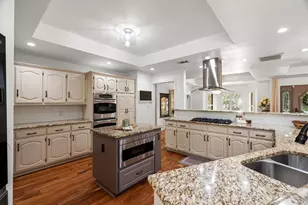 2103 Lake Country Dr, Arlington, TX 76012 - Photo 11