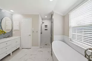 2804 Whispering Trail Cir, Pantego, TX 76013 - Photo 17