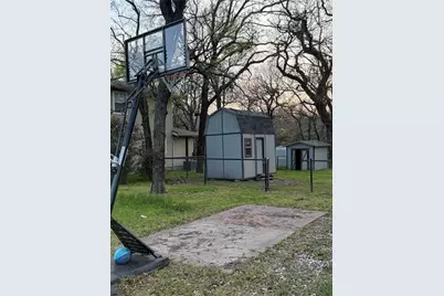 150 Ash Creek Court, Springtown, TX 76082 - Photo 17