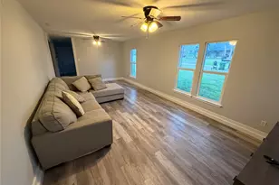 150 Ash Creek Ct, Springtown, TX 76082 - Photo 3